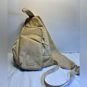 Mondetta Unisex Sling Bag Cream